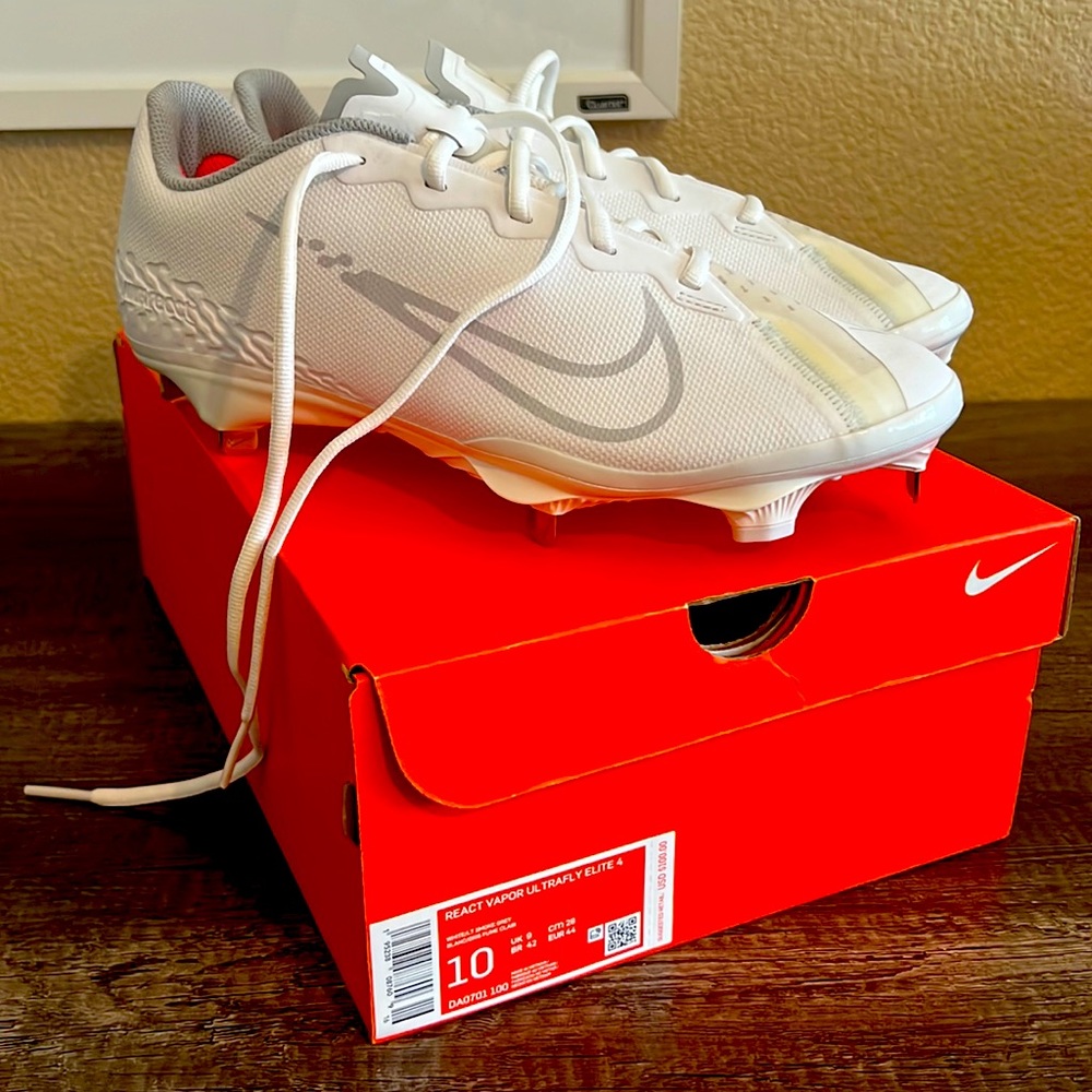 Brand NEW Nike react vapor ultrafly elite 4 baseball cleats